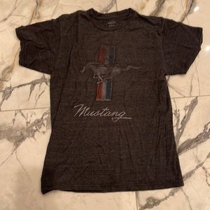 Dark gray Mustang T-shirt medium